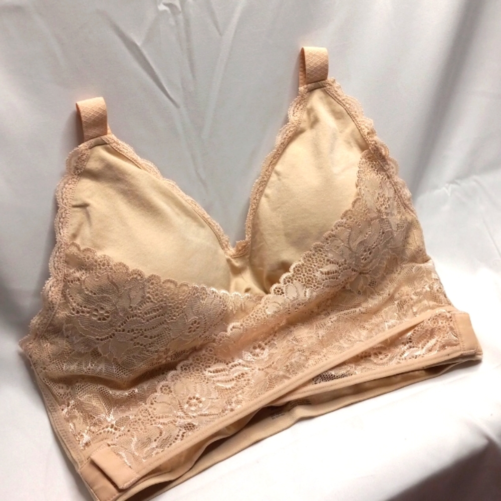 Cara Mia Bra Front Cross Side Buckle Wireless Lace Bra